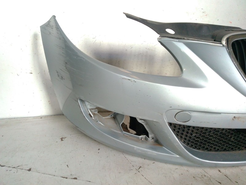Recambio de paragolpes delantero para seat leon (1p1) 1.9 tdi referencia OEM IAM   