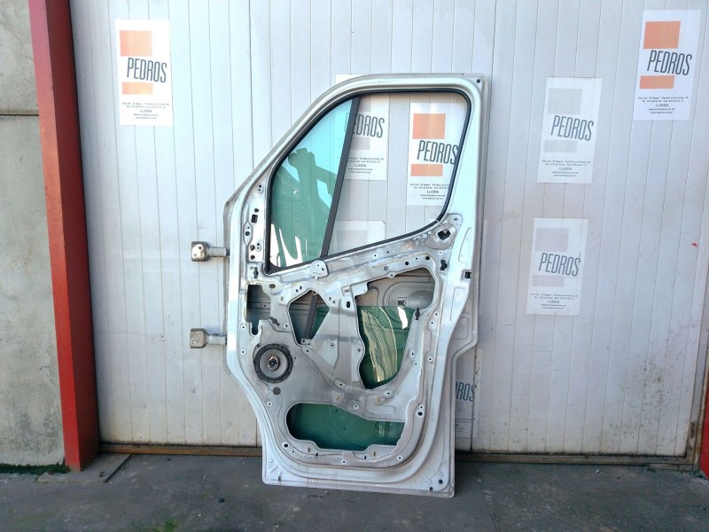 Recambio de puerta delantera derecha para renault master iii furgoneta (fv) 2.3 dci 150 fwd (fv0f, fv03) referencia OEM IAM   