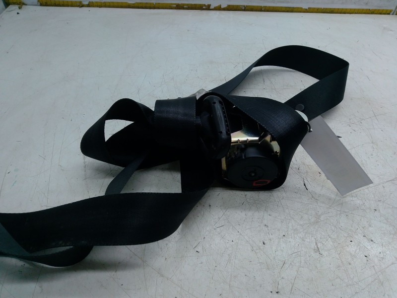 Recambio de cinturon seguridad delantero derecho para ford kuga i 2.0 tdci referencia OEM IAM 610116500B  