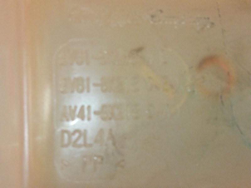 Recambio de deposito expansion para ford kuga i 2.0 tdci referencia OEM IAM 8V618K218  