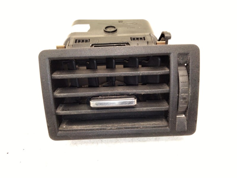 Recambio de aireador derecho para ford kuga i 2.0 tdci referencia OEM IAM 3M51R018B08  