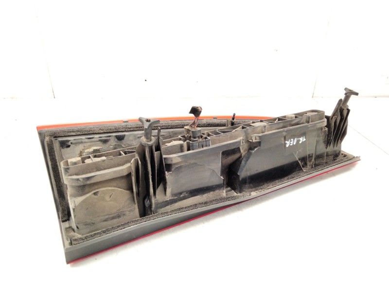 Recambio de piloto trasero derecho para renault master iii furgoneta (fv) 2.3 dci 150 fwd (fv0f, fv03) referencia OEM IAM   