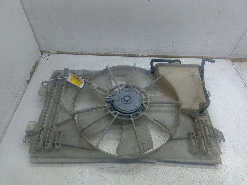 Recambio de electroventilador para toyota corolla verso (zer_, zze12_, r1_) 1.8 (znr11_) referencia OEM IAM 163630H030  