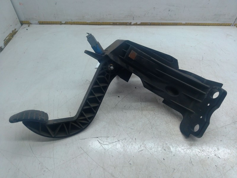 Recambio de pedal freno para renault master iii furgoneta (fv) 2.3 dci 150 fwd (fv0f, fv03) referencia OEM IAM   