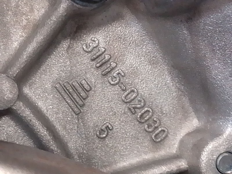 Recambio de caja cambios para toyota corolla verso (zer_, zze12_, r1_) 1.8 (znr11_) referencia OEM IAM 3111502030  