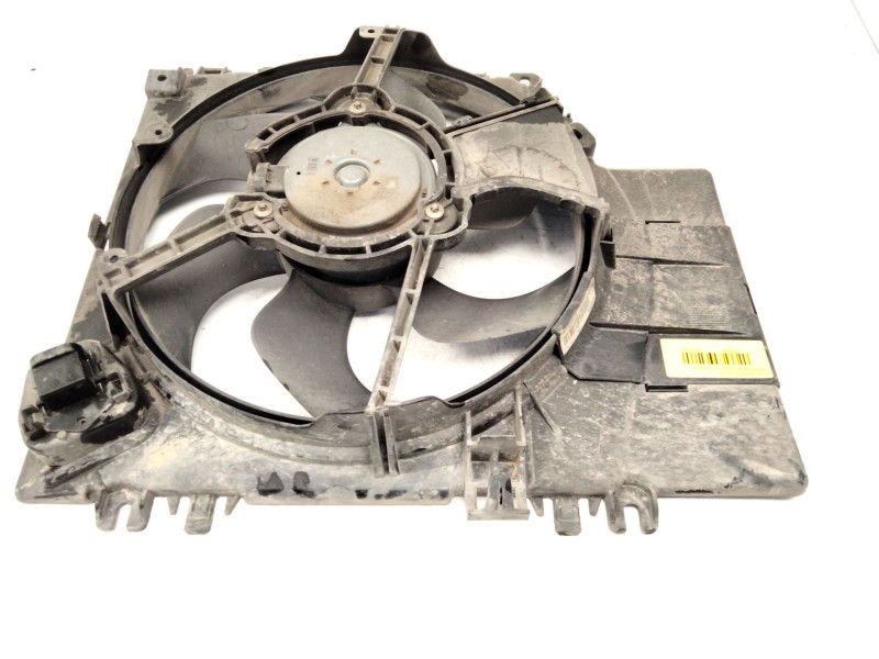 Recambio de electroventilador para nissan micra iii (k12) 1.2 16v referencia OEM IAM 1831443000  
