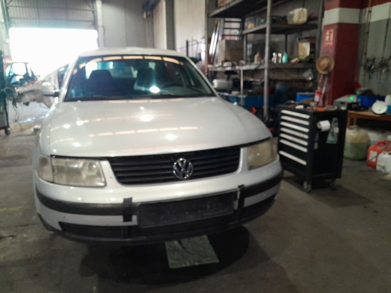 volkswagen passat b5 (3b2) del año 1998