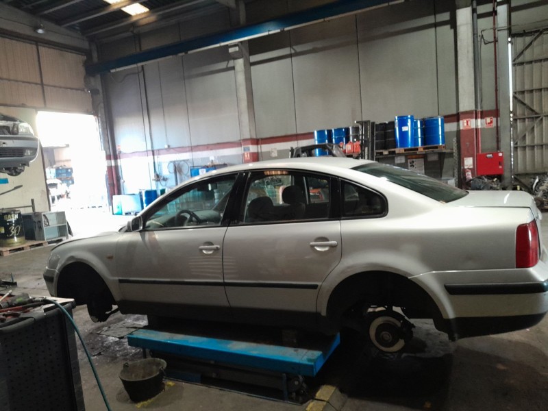 volkswagen passat b5 (3b2) del año 1998