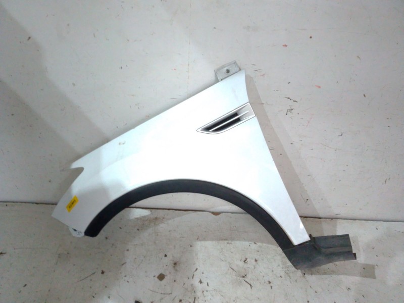 Recambio de aleta delantera izquierda para ford kuga i 2.0 tdci referencia OEM IAM   