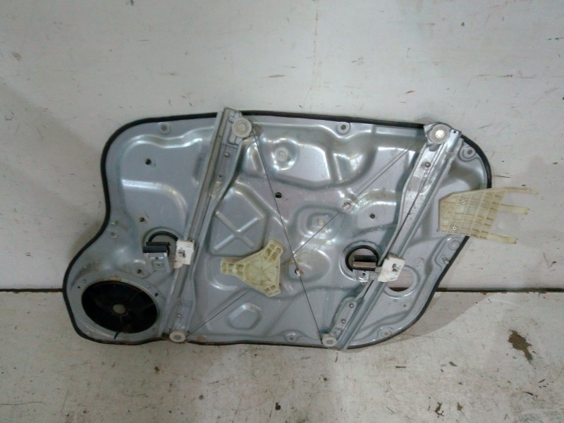Recambio de elevalunas delantero izquierdo para kia cee´d sw (ed) 1.6 crdi 115 referencia OEM IAM 824701H020  