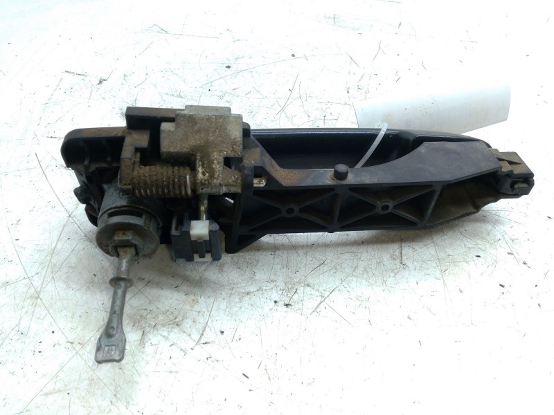 Recambio de maneta exterior delantera izquierda para kia cee´d sw (ed) 1.6 crdi 115 referencia OEM IAM   