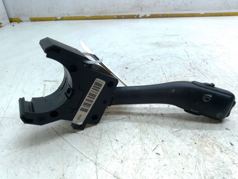 Recambio de mando limpia para volkswagen passat b5 (3b2) 1.9 tdi referencia OEM IAM 4B0953503G  