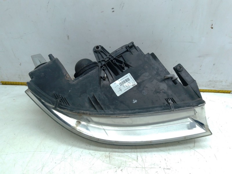 Recambio de faro izquierdo para volkswagen passat b5 (3b2) 1.9 tdi referencia OEM IAM 1EL00835001  