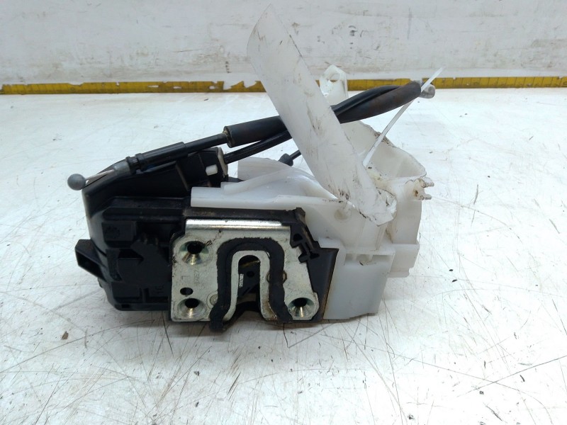 Recambio de cerradura puerta trasera izquierda para kia cee´d sw (ed) 1.6 crdi 115 referencia OEM IAM   