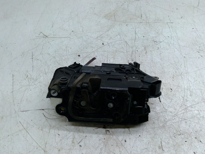 Recambio de cerradura puerta trasera izquierda para seat ibiza iv (6j5, 6p1) 1.6 tdi referencia OEM IAM 3J0839015E  