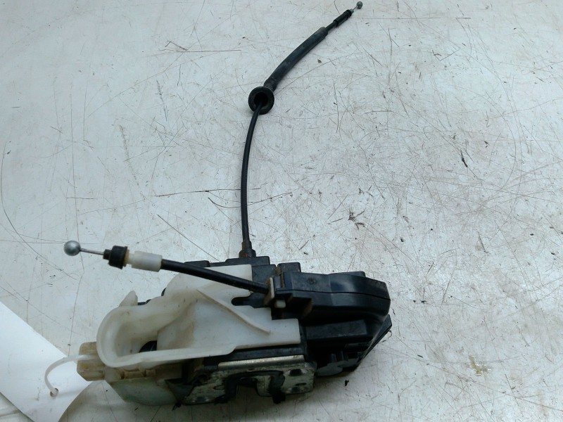 Recambio de cerradura puerta delantera derecha para kia cee´d sw (ed) 1.6 crdi 115 referencia OEM IAM   