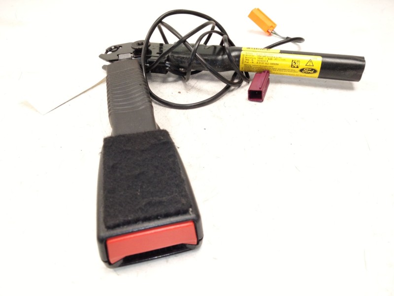 Recambio de enganche delantero derecho para ford kuga i 2.0 tdci referencia OEM IAM 8V41A61208AC  