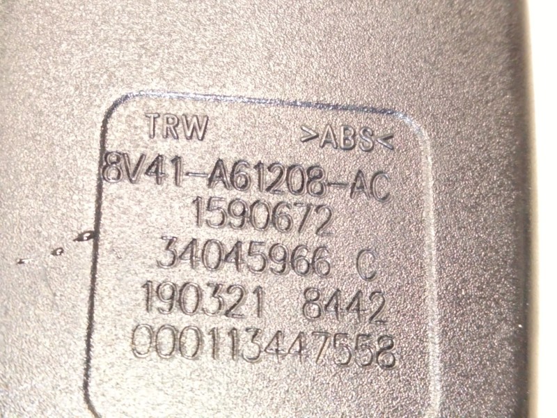 Recambio de enganche delantero derecho para ford kuga i 2.0 tdci referencia OEM IAM 8V41A61208AC  