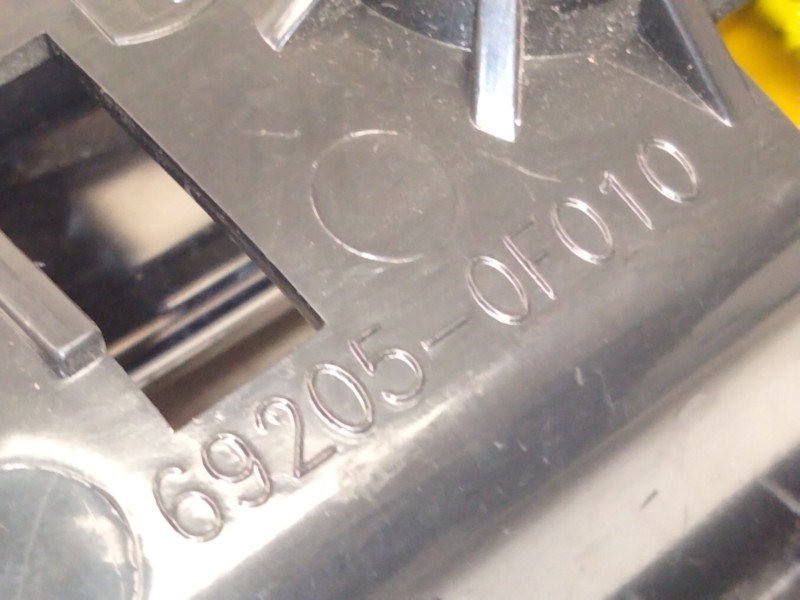 Recambio de maneta interior delantera derecha para kia cee´d sw (ed) 1.6 crdi 115 referencia OEM IAM 692050F010  