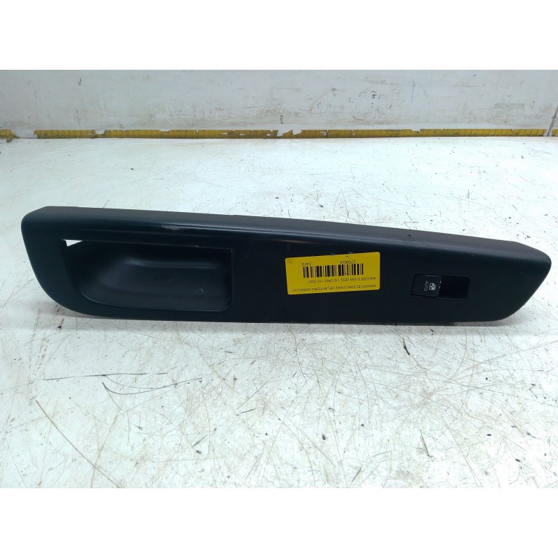 Recambio de mando elevalunas delantero derecho para kia cee´d sw (ed) 1.6 crdi 115 referencia OEM IAM 935751H100  
