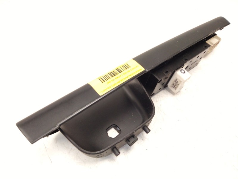 Recambio de mando elevalunas delantero izquierdo para kia cee´d sw (ed) 1.6 crdi 115 referencia OEM IAM 935701H120  