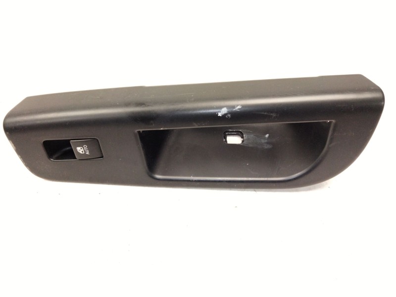 Recambio de mando elevalunas trasero izquierdo para kia cee´d sw (ed) 1.6 crdi 115 referencia OEM IAM 935751H100  