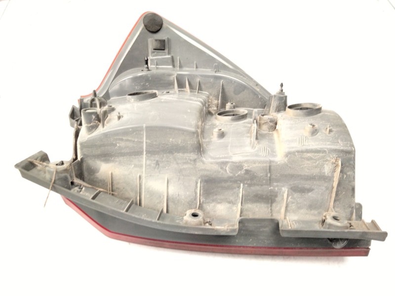 Recambio de piloto trasero izquierdo para kia cee´d sw (ed) 1.6 crdi 115 referencia OEM IAM   