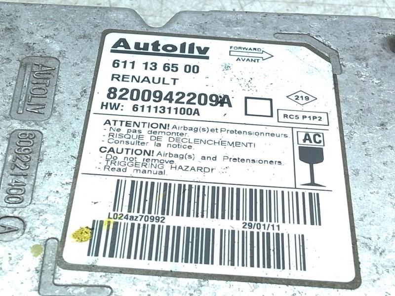 Recambio de centralita airbag para renault master iii furgoneta (fv) 2.3 dci 150 fwd (fv0f, fv03) referencia OEM IAM 609221300A 
