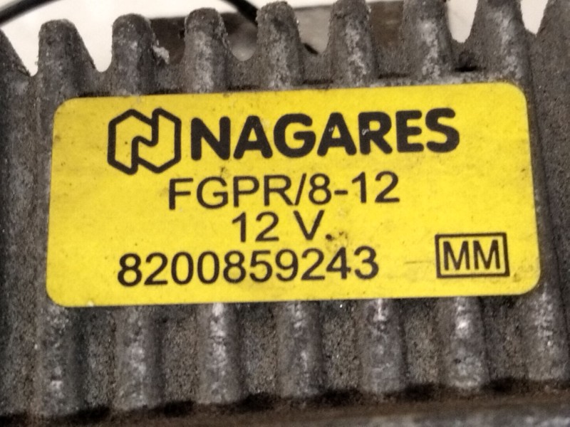 Recambio de caja precalentamiento para renault master iii furgoneta (fv) 2.3 dci 150 fwd (fv0f, fv03) referencia OEM IAM 8200859