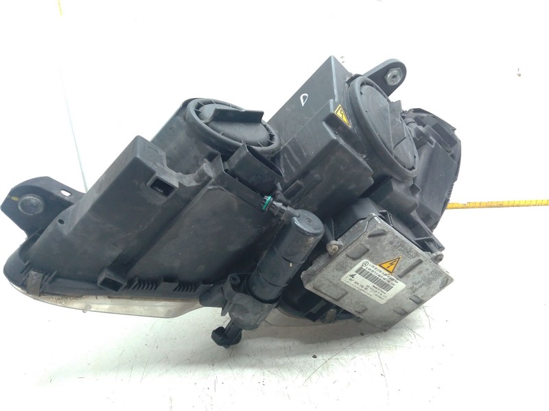Recambio de faro derecho para mercedes-benz clase c t-model (s204) c 320 cdi (204.222) referencia OEM IAM A2048203061  