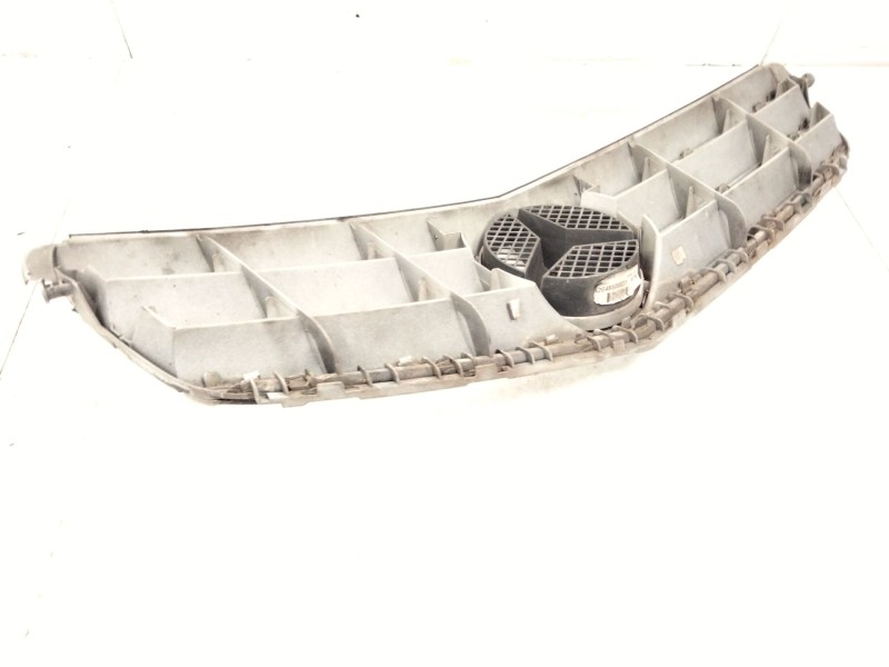 Recambio de rejilla delantera para mercedes-benz clase c t-model (s204) c 320 cdi (204.222) referencia OEM IAM   