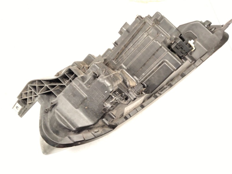 Recambio de faro izquierdo para renault grand scénic iv (r9_) 1.6 dci 130 referencia OEM IAM 260609501R  