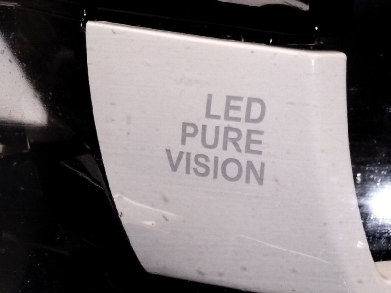 Recambio de faro derecho para renault grand scénic iv (r9_) 1.6 dci 130 referencia OEM IAM 260102691R  