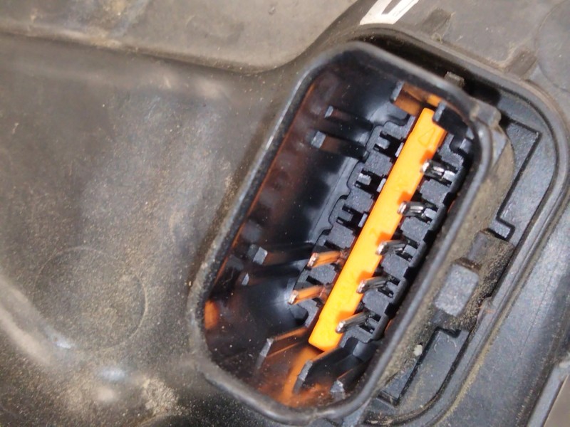 Recambio de faro derecho para renault grand scénic iv (r9_) 1.6 dci 130 referencia OEM IAM 260102691R  