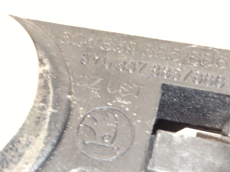 Recambio de maneta exterior trasera derecha para skoda octavia i (1u2) 1.9 tdi referencia OEM IAM 6Y0837885  