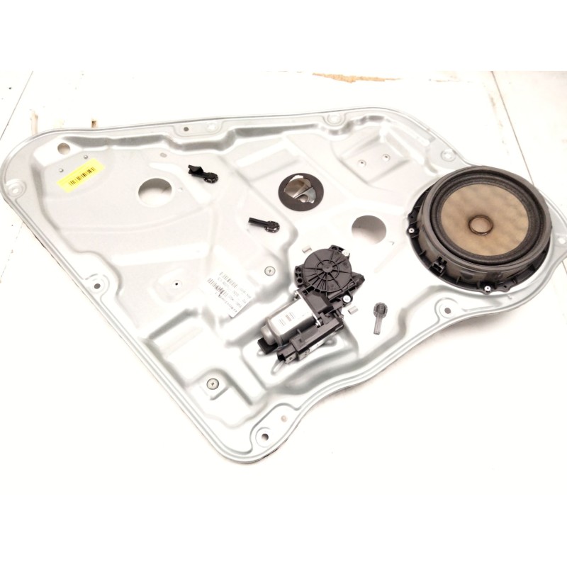 Recambio de elevalunas trasero derecho para kia cee´d sw (ed) 1.6 crdi 115 referencia OEM IAM 834801H050  