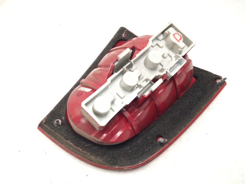 Recambio de piloto trasero derecho para skoda octavia i (1u2) 1.9 tdi referencia OEM IAM 1U6945096  