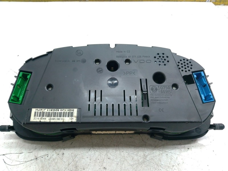 Recambio de cuadro instrumentos para skoda octavia i (1u2) 1.9 tdi referencia OEM IAM 1U0920811J  