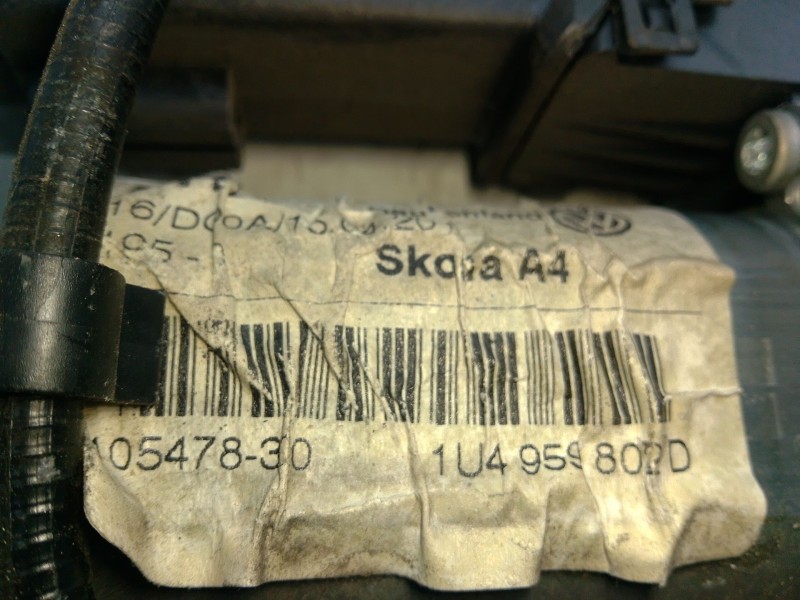 Recambio de elevalunas delantero derecho para skoda octavia i (1u2) 1.9 tdi referencia OEM IAM   