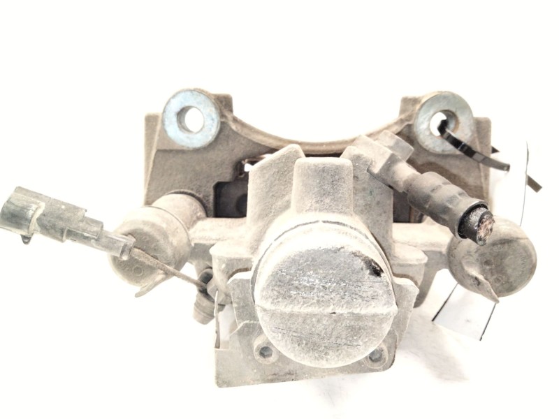 Recambio de pinza freno trasera derecha para renault maxity referencia OEM IAM 7485121662  