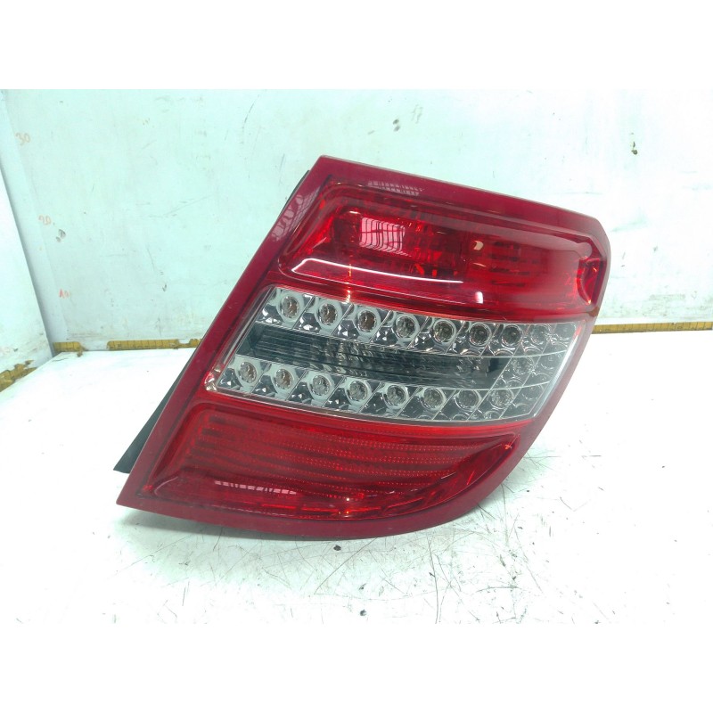 Recambio de piloto trasero derecho para mercedes-benz clase c t-model (s204) c 320 cdi (204.222) referencia OEM IAM A2048204064R