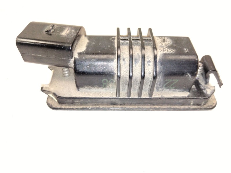 Recambio de piloto matricula para seat leon (1p1) 2.0 tdi referencia OEM IAM 3D0943021A  