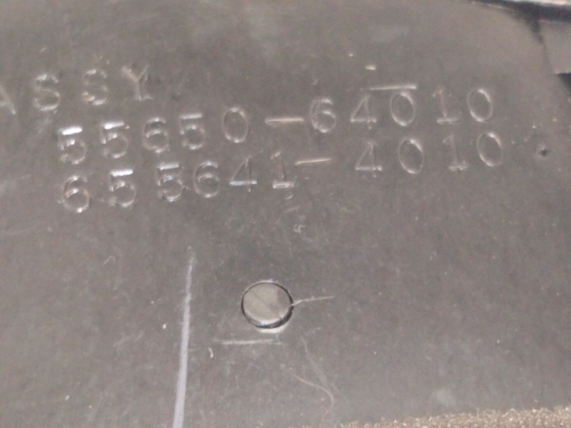 Recambio de rejilla aireadora para toyota corolla verso (zer_, zze12_, r1_) 1.8 (znr11_) referencia OEM IAM 5565064010  