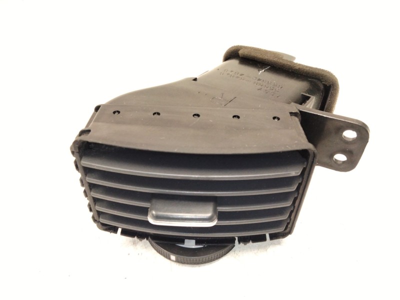 Recambio de rejilla aireadora para toyota corolla verso (zer_, zze12_, r1_) 1.8 (znr11_) referencia OEM IAM 5566064010  