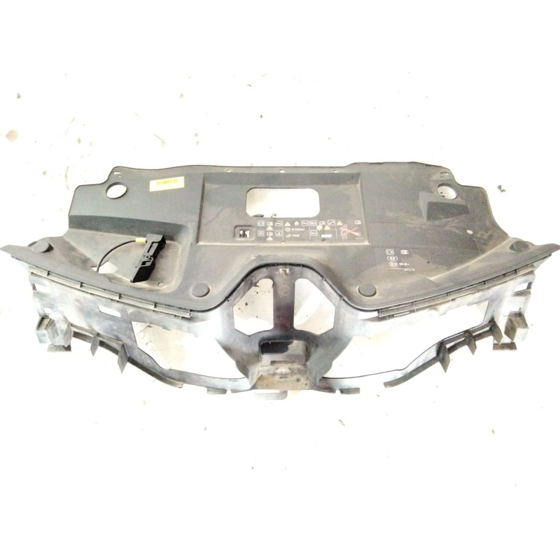 Recambio de molduras paragolpes delanteras para mercedes-benz clase c t-model (s204) c 320 cdi (204.222) referencia OEM IAM   