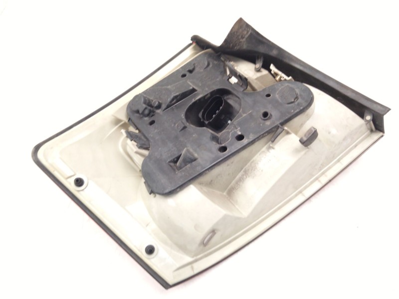 Recambio de piloto trasero derecho para audi a4 b7 (8ec) 2.0 referencia OEM IAM   