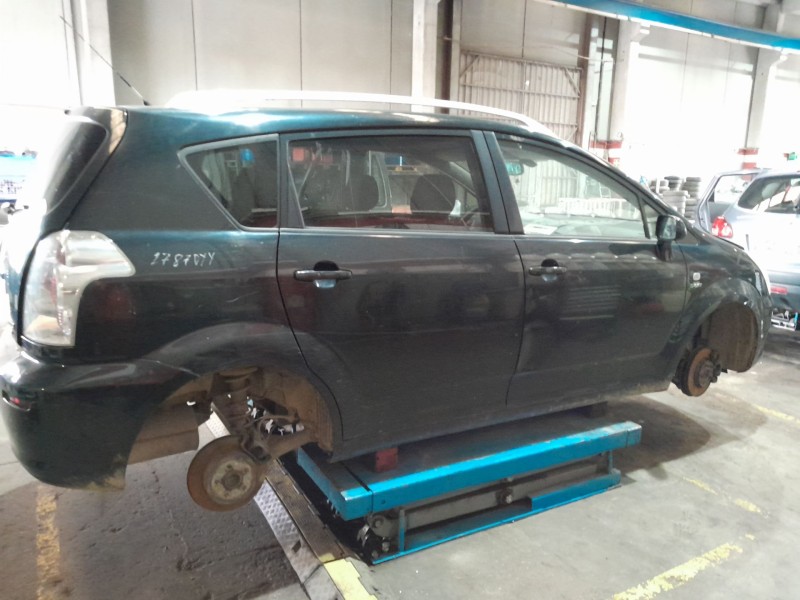 toyota corolla verso (zer_, zze12_, r1_) del año 2006