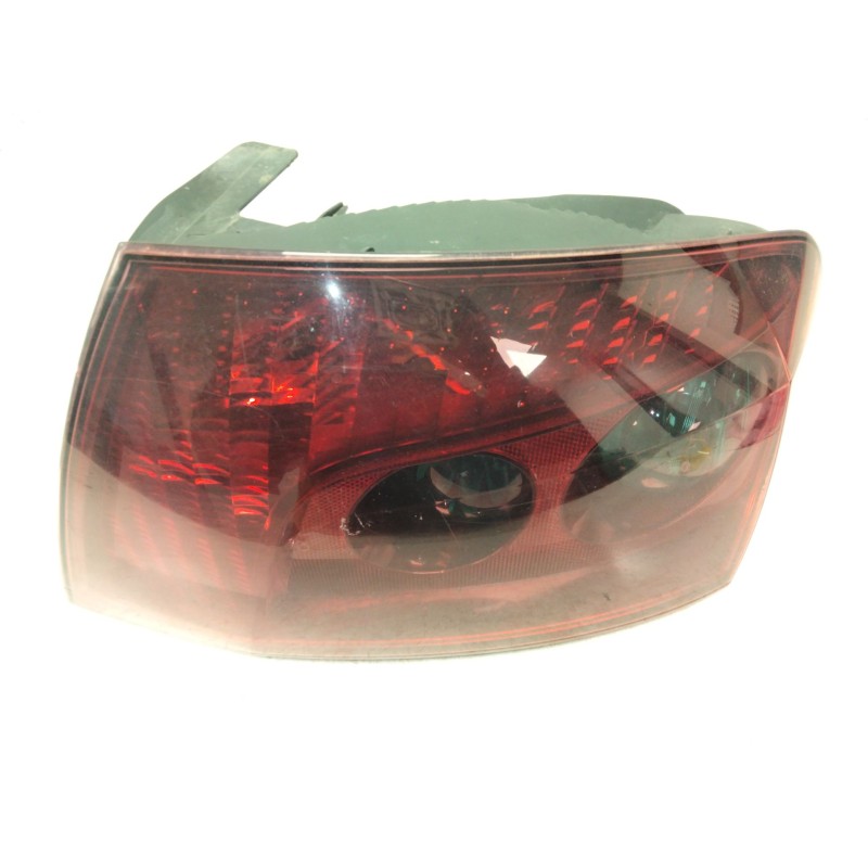 Recambio de piloto trasero derecho para peugeot 407 (6d_) 2.0 hdi 135 (6drhrh, 6drhre, 6drhrg, 6drhrj) referencia OEM IAM   