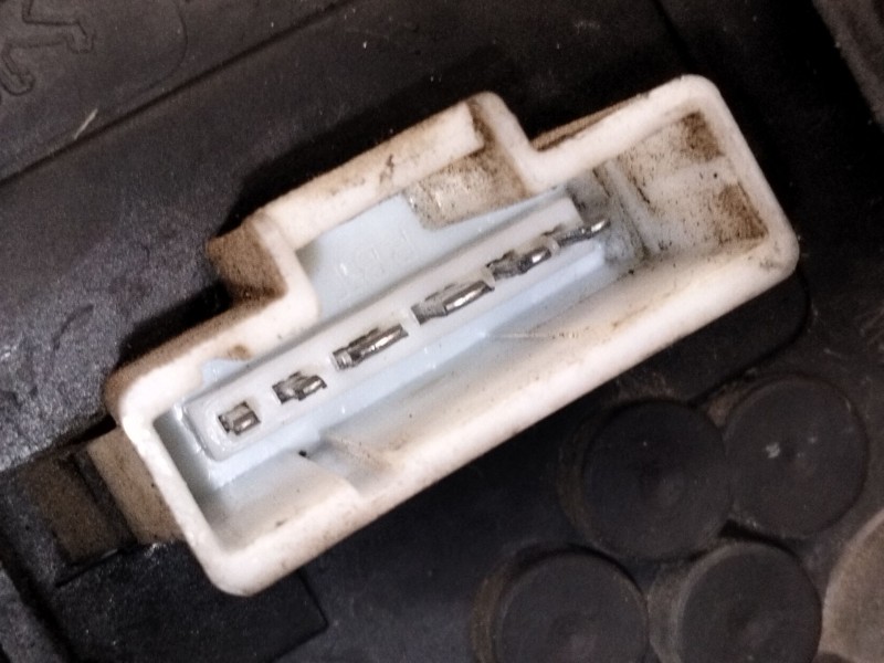 Recambio de piloto trasero derecho para peugeot 407 (6d_) 2.0 hdi 135 (6drhrh, 6drhre, 6drhrg, 6drhrj) referencia OEM IAM   