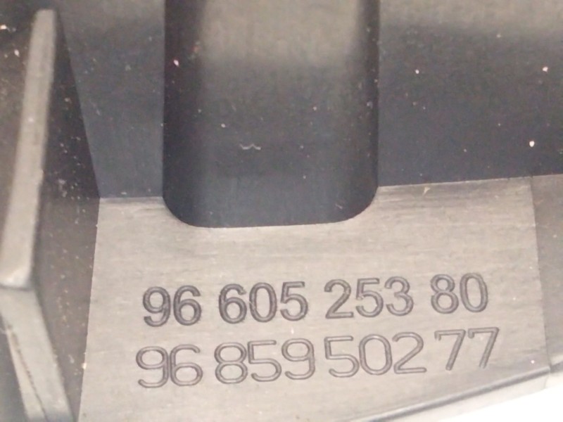 Recambio de maneta interior trasera derecha para peugeot 308 sw i (4e_, 4h_) 1.6 hdi referencia OEM IAM 9660525380  